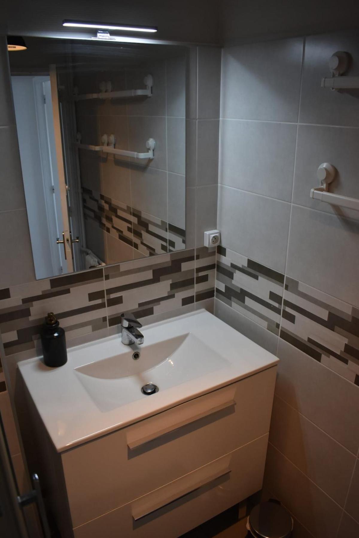 Appartement Lumineux 3 Chambres - Villeurbanne Gratte Ciel 外观 照片